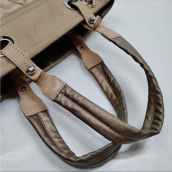 🔥CHANEL🔥Gold Quilted Coated Canvas Paris-Biarritz Petite Shopping Tote B… - Picture 16 of 17